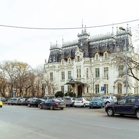 Studio With Private Terrace Next To Cismigiu Bucharest Exterior photo